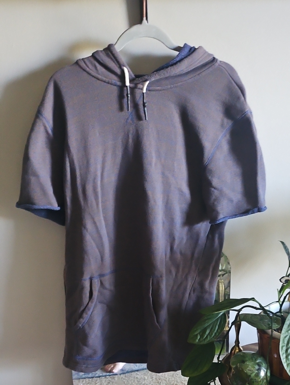 Short Sleeve Hoodie in Washed Navy